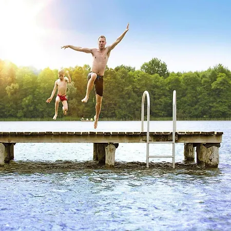 Semesterbostad Mit Sauna Im Mirow Granzow